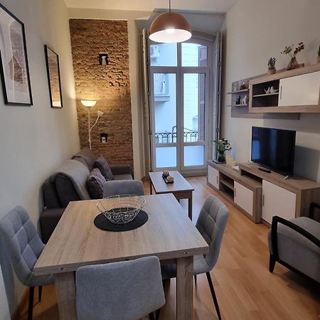 Rosa 2 Bedrooms In City Center Málaga Extérieur photo