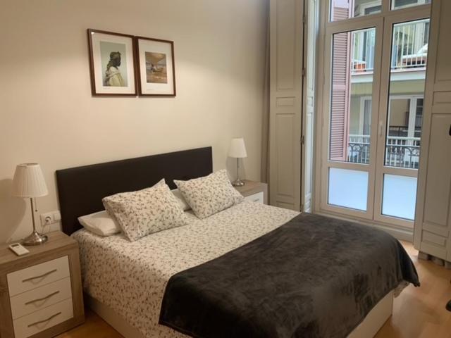 Rosa 2 Bedrooms In City Center Málaga Extérieur photo